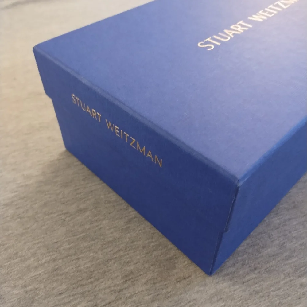 Stuart Weitzman Blue Shoe Box With Two foam Pads & Stuart Weitzman Tissue Paper